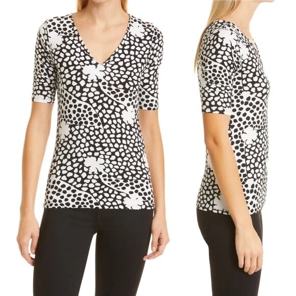 Ted Baker Top Black & White Floral Fitted Knit Blouse V Neck Women’s Size 12 - Picture 11 of 11